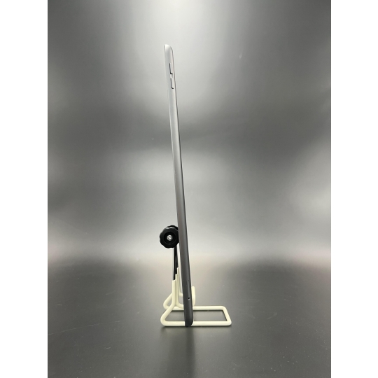 iPad Gen 9 64gb wifi 99% iPad Gen 9 64gb wifi 99%