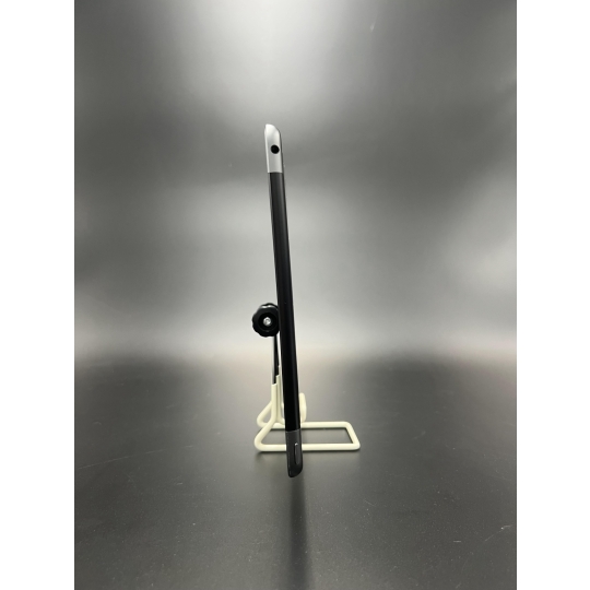 iPad Gen 9 64gb wifi 99% iPad Gen 9 64gb wifi 99%