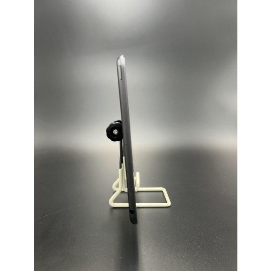 iPad Mini 5 64gb wifi 99% iPad Mini 5 64gb wifi 99%