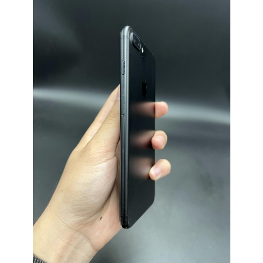 iPhone 7 plus 32GB 98%  iPhone 7 plus 32GB 98%