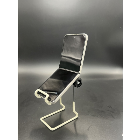 Samsung Galaxy Z Flip3 5G 128GB 99% Samsung Galaxy Z Flip3 5G 128GB 99%