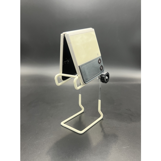 Samsung Galaxy Z Flip3 5G 128GB 99% Samsung Galaxy Z Flip3 5G 128GB 99%