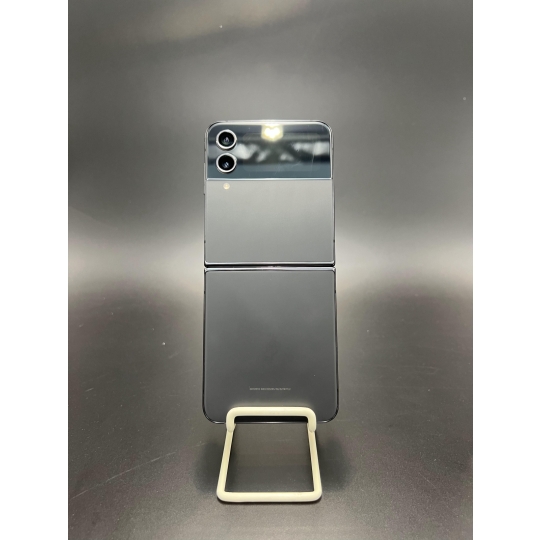 Samsung Galaxy Z Flip4 5G 256GB 99%